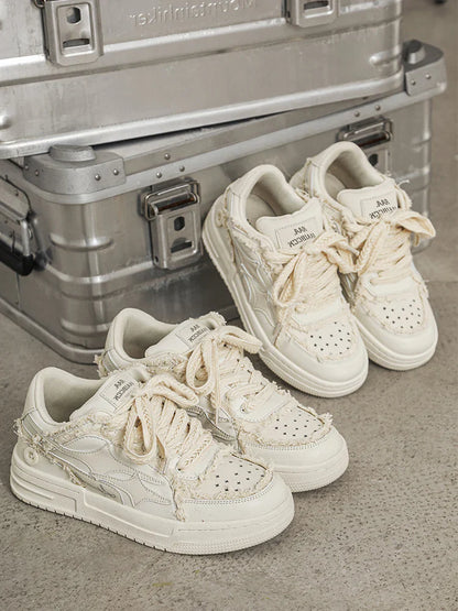 CASUAL WHITE BOARD SHOES