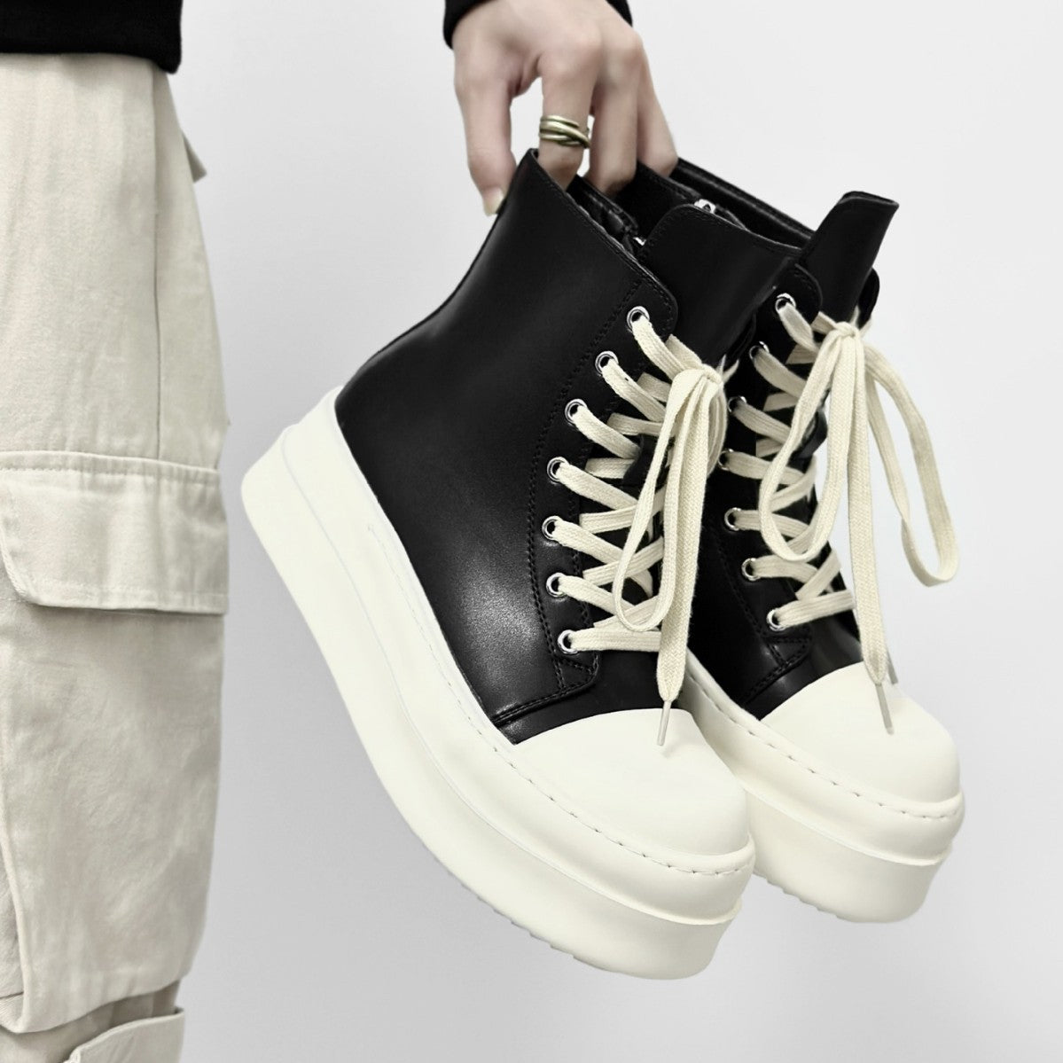 Drovar Sneaker +10cm｜厚底ハイカット スニーカー 黒 メンズ