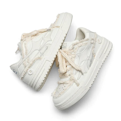 CASUAL WHITE BOARD SHOES